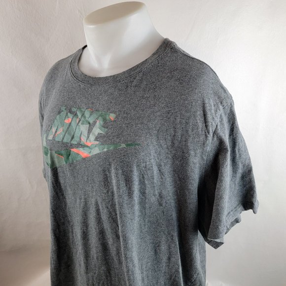 Nike T Shirt Mens 2XL Grey Graphic Tee Camo Swoosh Athleisure Casual Blaze Hunt - Picture 4 of 6